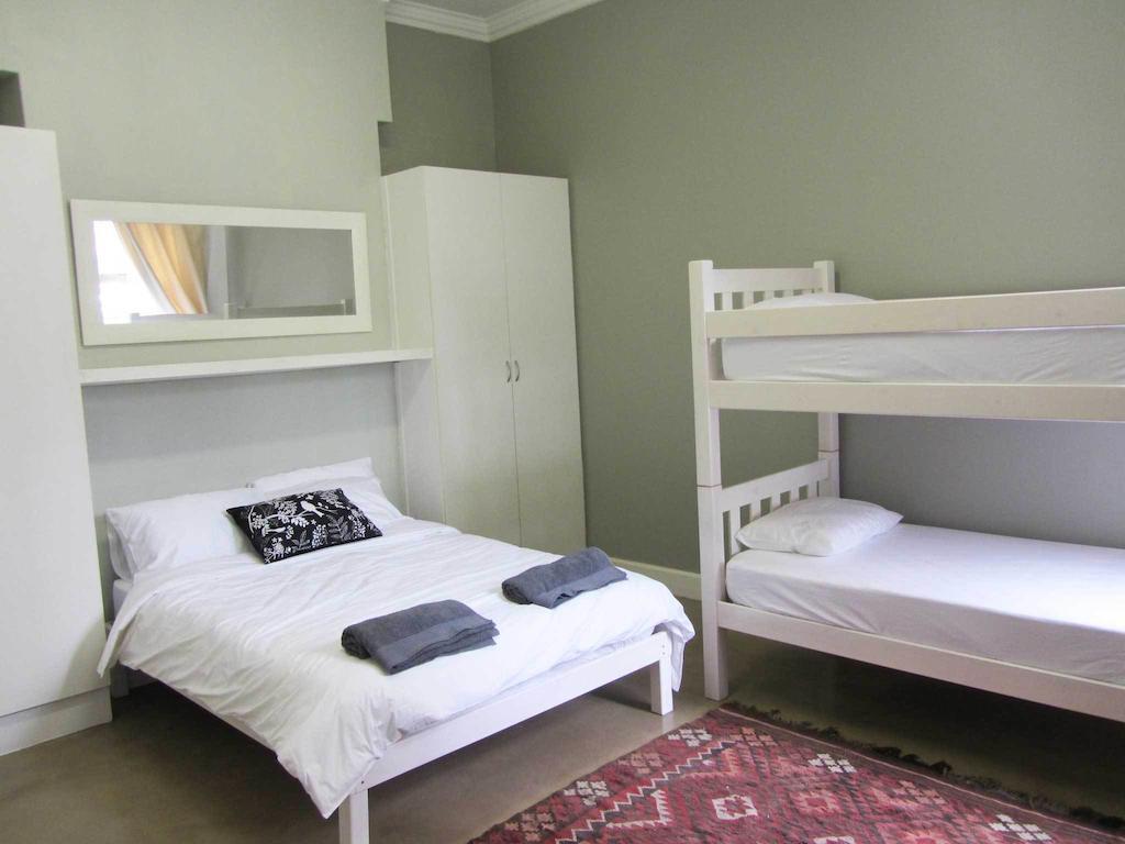 Observatory Backpackers Pansiyon Cape Town Oda fotoğraf